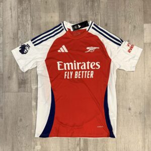 BUKAYO SAKA 2024/25 EPL Arsenal FC Red Home Kit Soccer Jersey – Men’s L