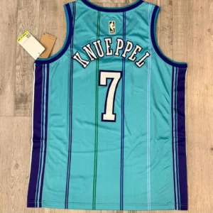 KON KNUEPPEL 2025/26 Charlotte Hornets Jersey – Men’s L Size 48